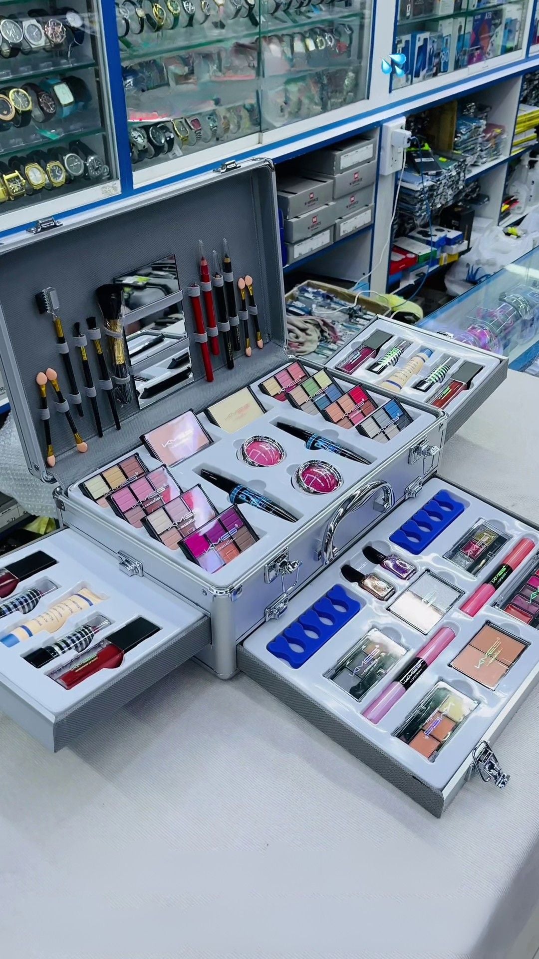 π Winter Fresh Beauty-On-Go Kit