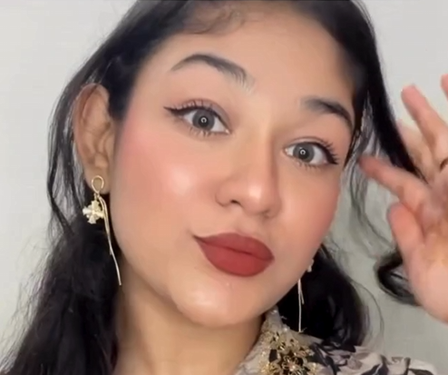 New Trending Lipstic at low rate 5JAN1 SL1