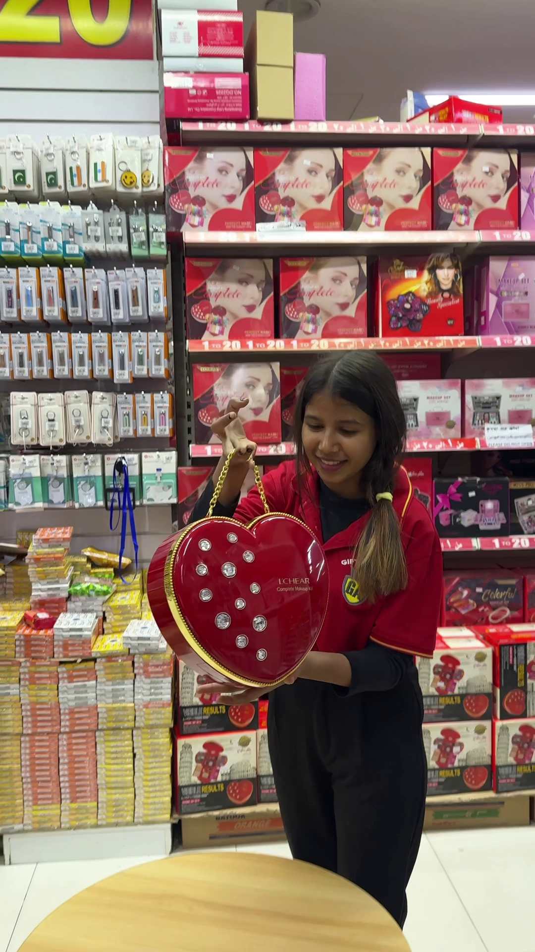 Winter Special ❄️ Compact Makeup Kit + Mirror | Trendy Beauty Set (2dec2) (Copy)