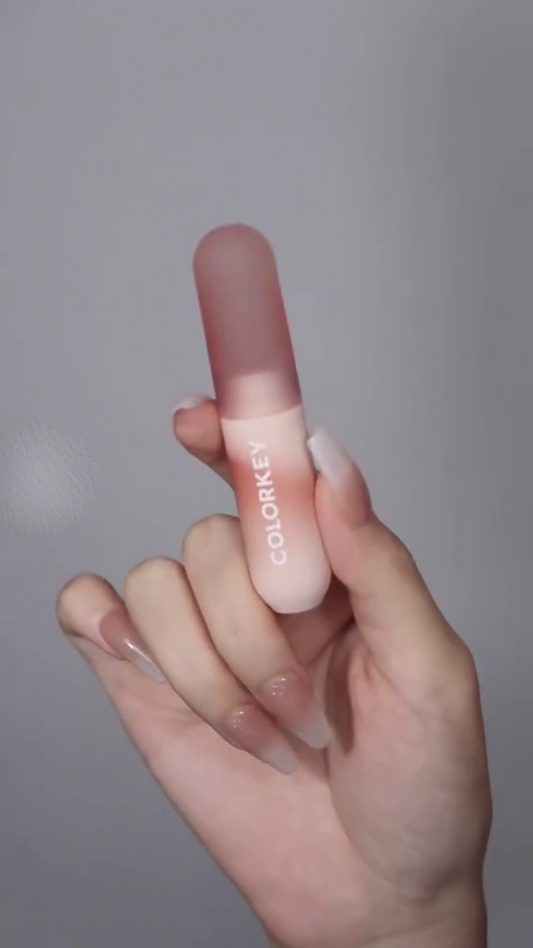 Soft Cocoa Blur Lip Tint SNK SL8 17JAN10