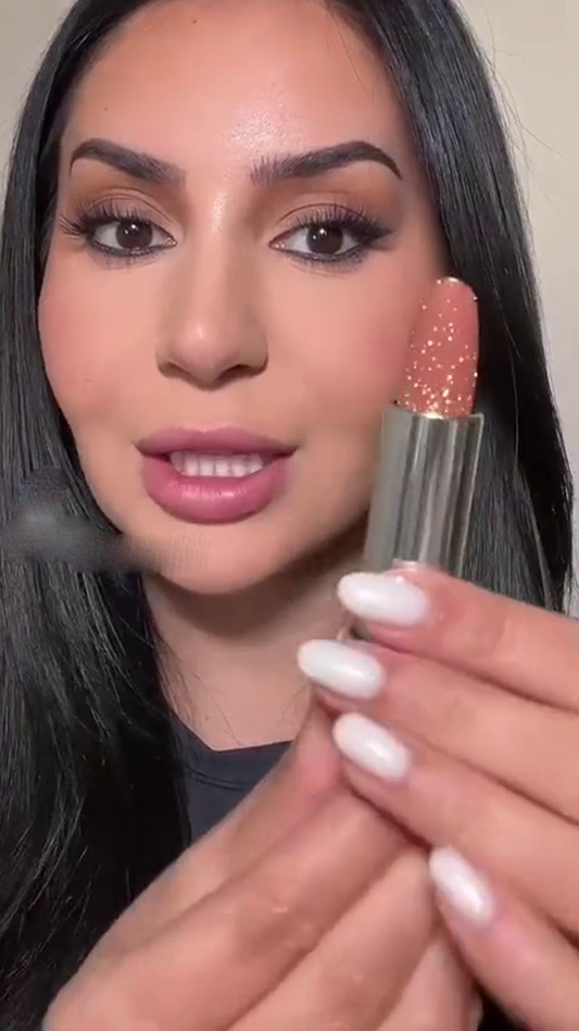Glitter Nude Luxe Lipstick SNK SL1 17JAN2