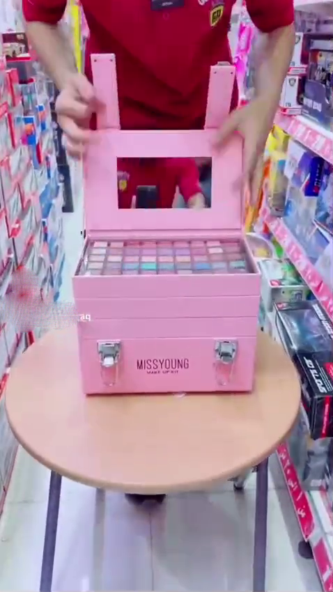 Miss Young Pro Glam Makeup Vanity Box SNK SL5 13JAN5