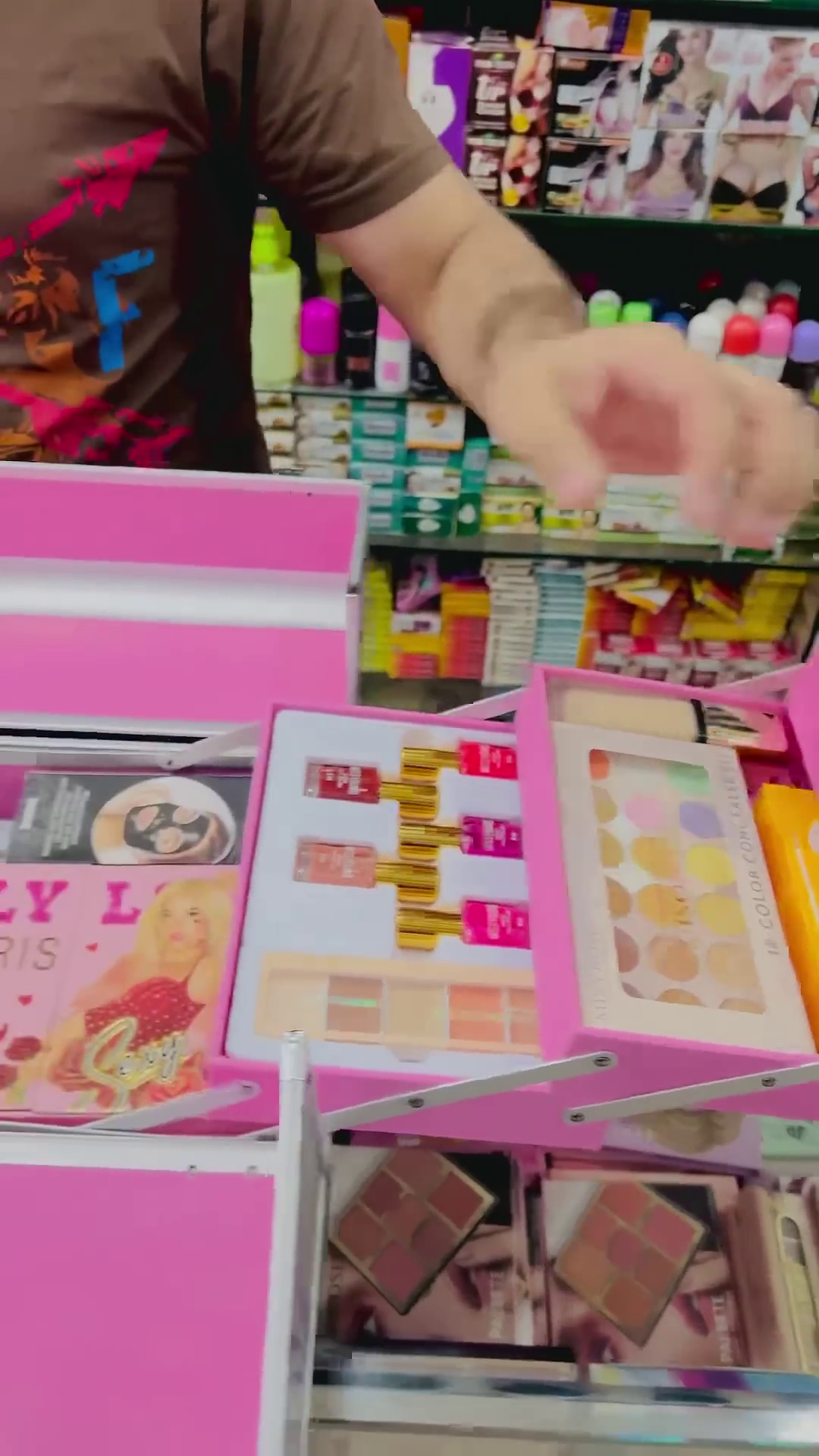 FESTIVAL SALE Travelling Makeup Kit with Mirror and Beauty Portable Set ONLY RS39 (19OCT4)