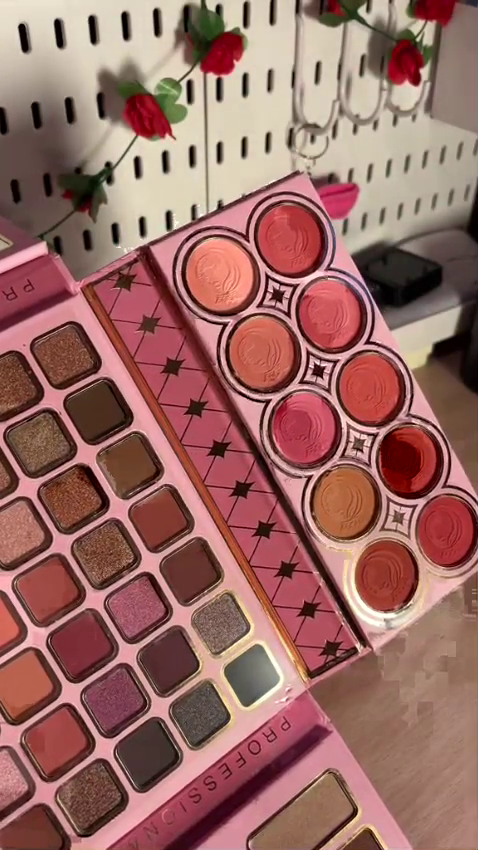 Vogue Beauty Pro Makeup Palette Box SNK SL4 13JAN4