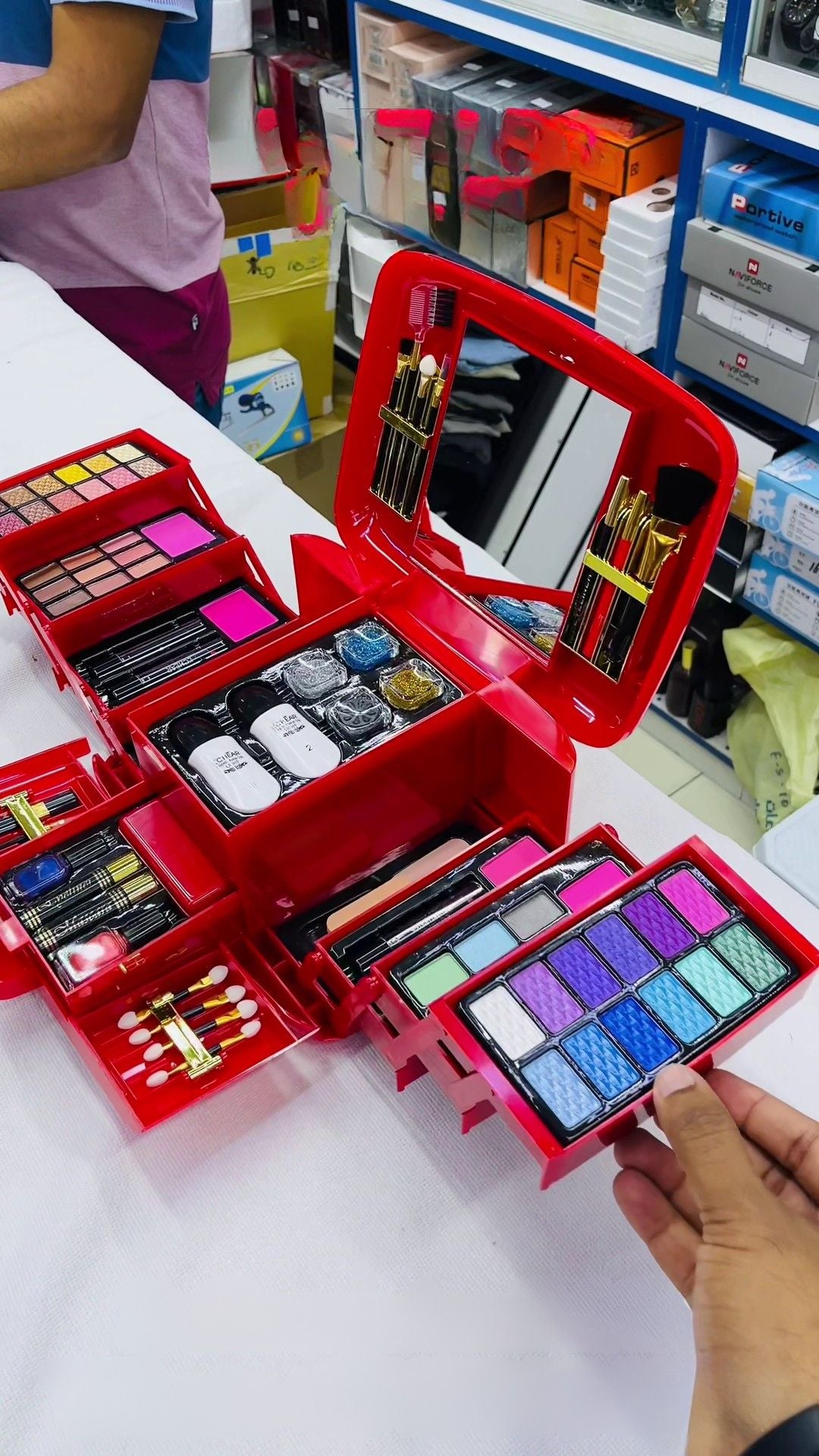💄 Winter Chic Mini Vanity Kit
