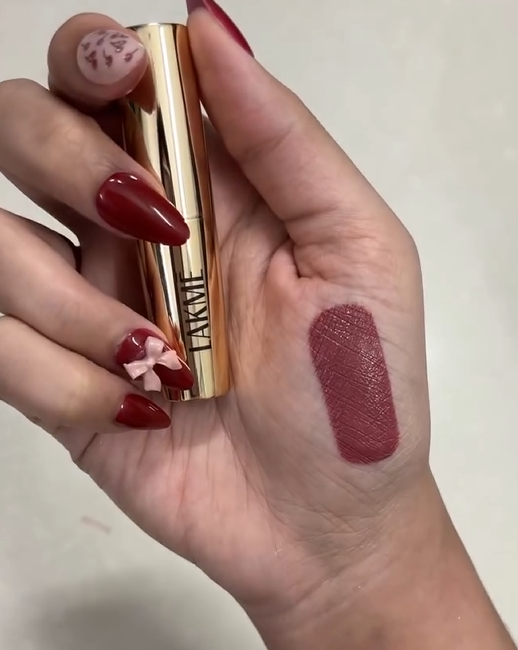 Velvet Kiss Lipstick 5JAN4 SL12