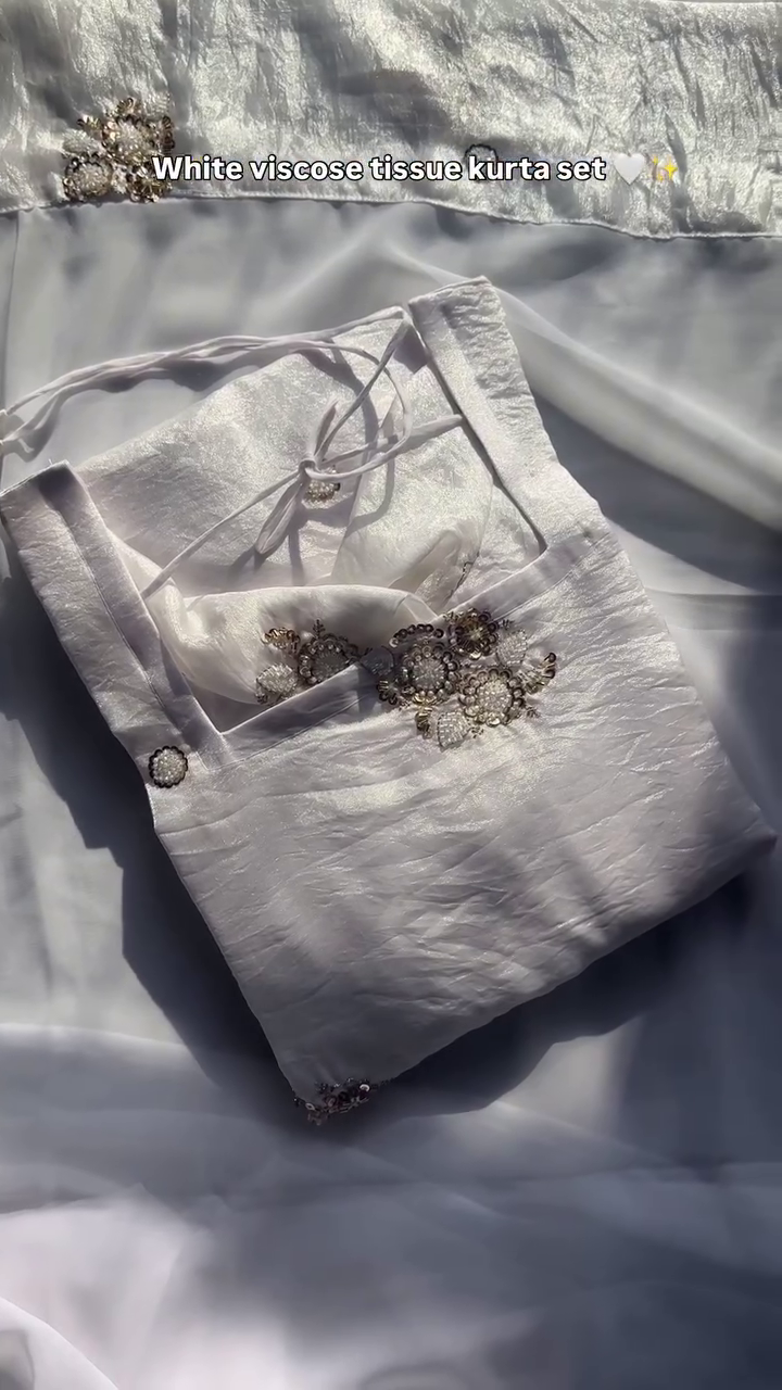 Dhamakaa Exclusive Sale Festival Special Divine White Kurtis Just 90/- Rs. 2AG4