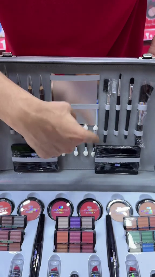 Chill Season Sale ❄️ Portable Beauty Makeup Kit with Mirror (2dec5) (Copy)