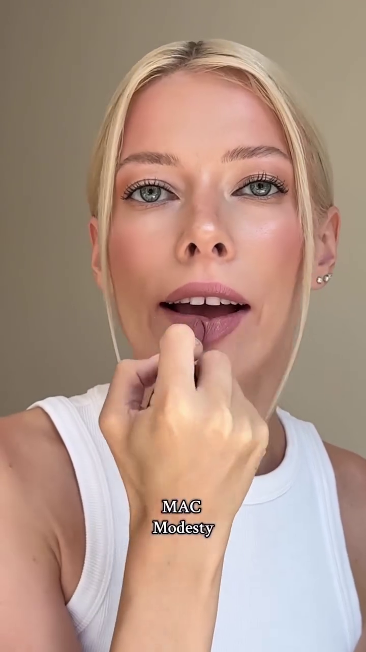 Winter Sale Gurlean Lip Stick Multirange Online